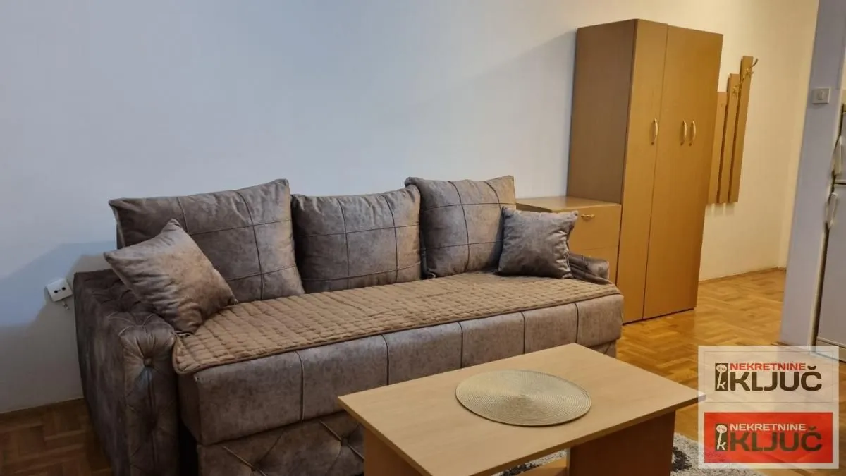 Rent, studio apartment, 24m², Grbavica, Novi Sad Sve Podlokacije
