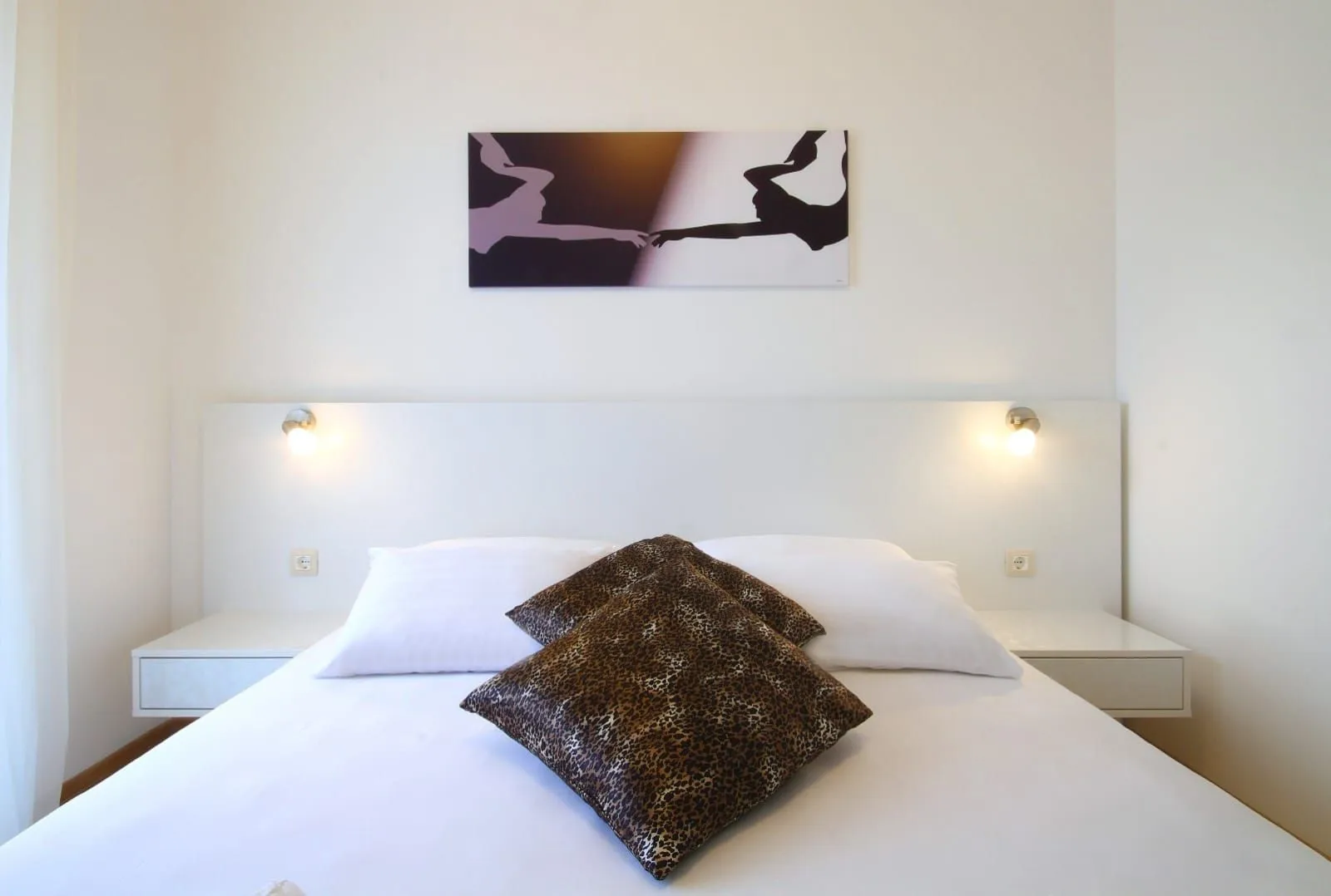 Rent, two bedroom apartment, 75m², Centar, Budva