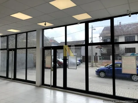 Rent, office space, 331m², Bulevar patrijarha Pavla, Novi Sad Sve Podlokacije - image 4