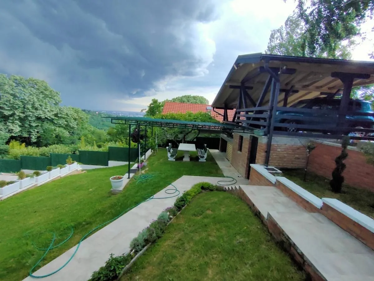 Prodaja, kuća, 151m², Sremska Kamenica, Petrovaradin