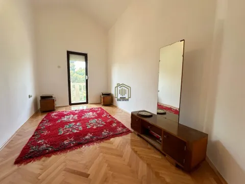 Prodaja, kuća, 350m², Zlatica, Podgorica - image 26