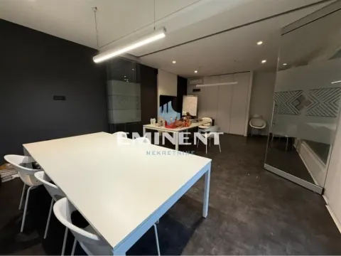 Izdavanje, poslovni prostor, 303m², Stari Grad, Beograd - image 4