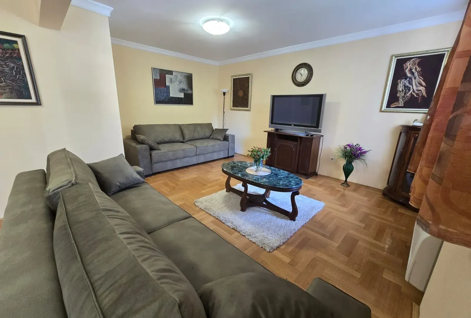 Prodaja, dvosoban stan, 74m², Centar, Budva