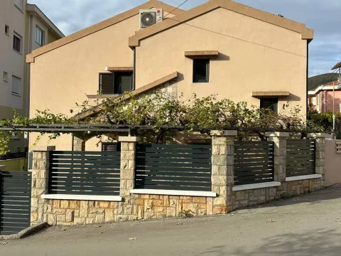 Sale, house, 230m², Budva, Crna Gora