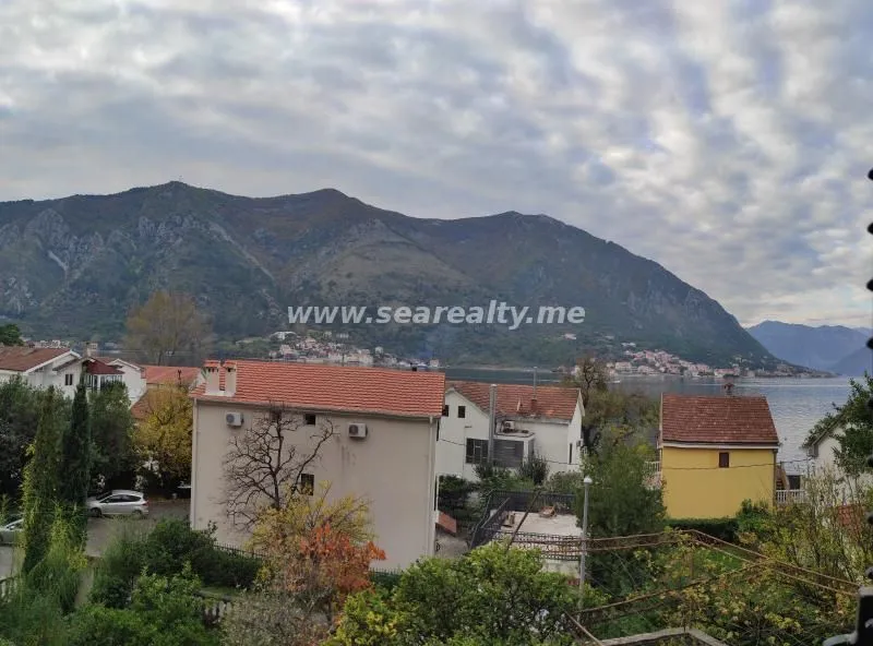 Sale, house, 190m², Dobrota, Kotor
