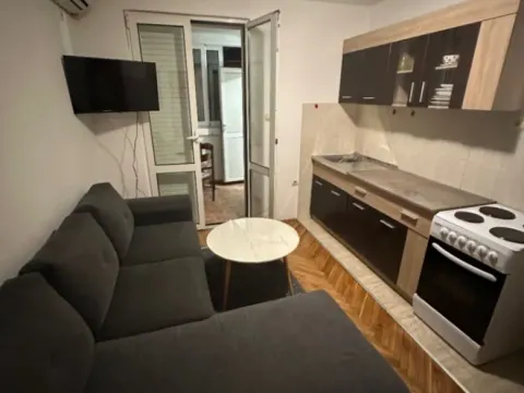 Izdavanje, jednosoban stan, 32m2, Rozino, Budva Izdavanje, jednosoban stan, 32m2, Rozino, Budva