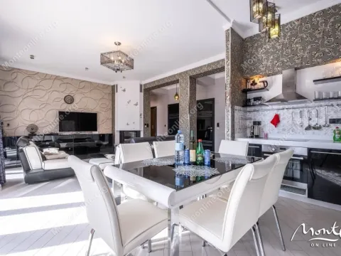 Prodaja, trosoban stan, 101m², Orahovac, Kotor - image 13