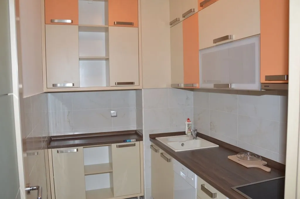 Rent, office space, 52m², Preko Morače, Podgorica