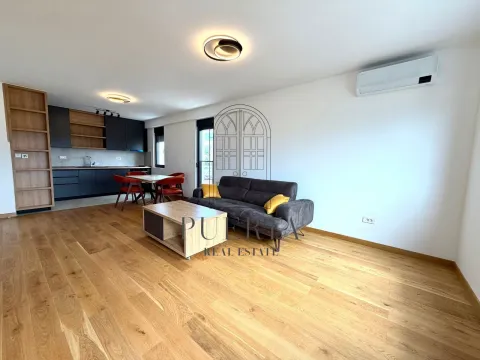 Prodaja, jednosoban stan, 56m², Tološka šuma, Podgorica - image 3