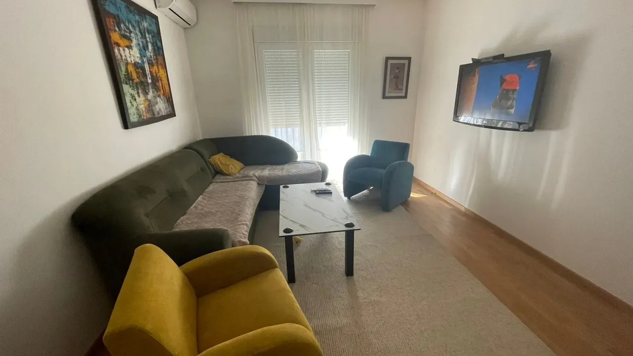 Rent, one bedroom apartment, 41m², Stari Aerodrom, Podgorica