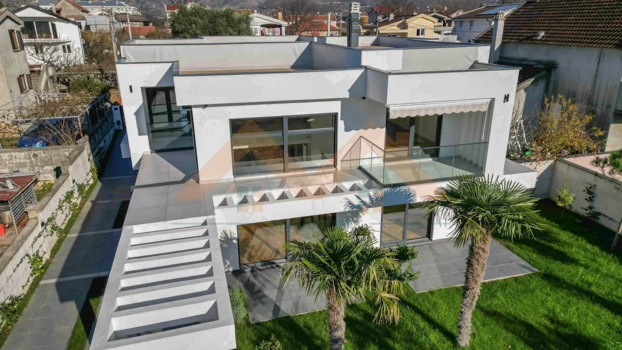 Izdavanje, kuća, 200m², Zagorič, Podgorica