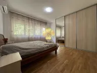Izdavanje, dvosoban stan, 90m², Gorica C, Podgorica - image 9