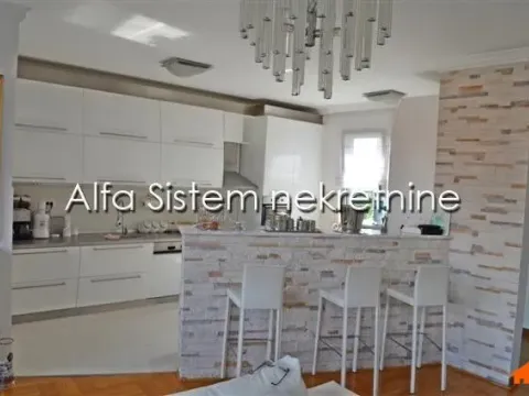 Rent, apartment, 230m², Čubura, Beograd - image 10