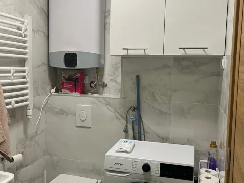 Izdavanje, jednosoban stan, 43m², City Kvart, Podgorica - image 11