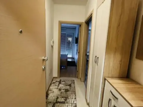 Rent, one bedroom apartment, 47m², City Kvart, Podgorica - image 4