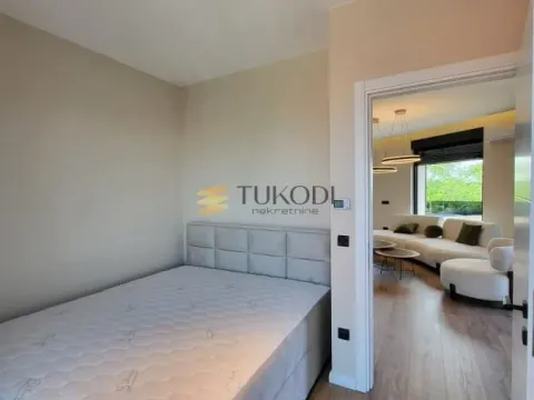 Izdavanje, trosoban stan, 82m², Olimp, Zvezdara Sve Podlokacije - image 10