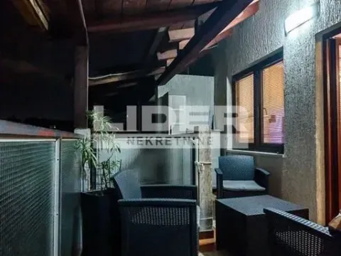 Sale, four bedroom apartment, 104m², Gundulićev Venac, Beograd - image 5