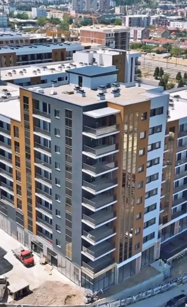 Prodaja, trosoban stan, 83m², Stari Aerodrom, Podgorica