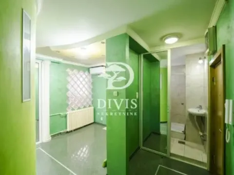 Prodaja, trosoban stan, 60m², Savski Trg, Beograd - image 9