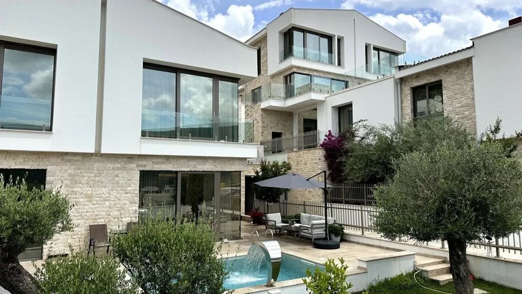 Prodaja, kuća, 168m², Kumbor, Herceg Novi