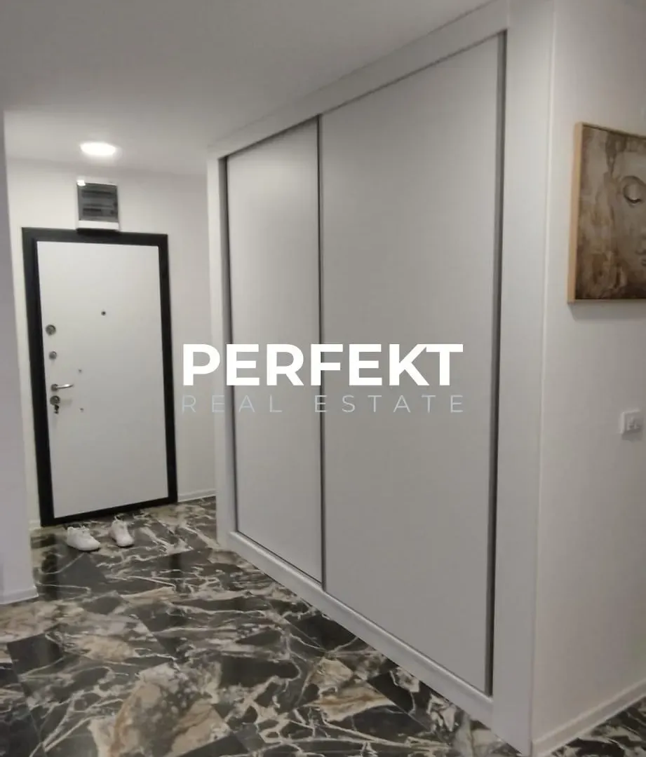 Prodaja, dvosoban stan, 65m², Pančevo, Srbija