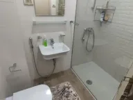 Izdavanje, jednosoban stan, 54m², City Kvart, Podgorica - image 12