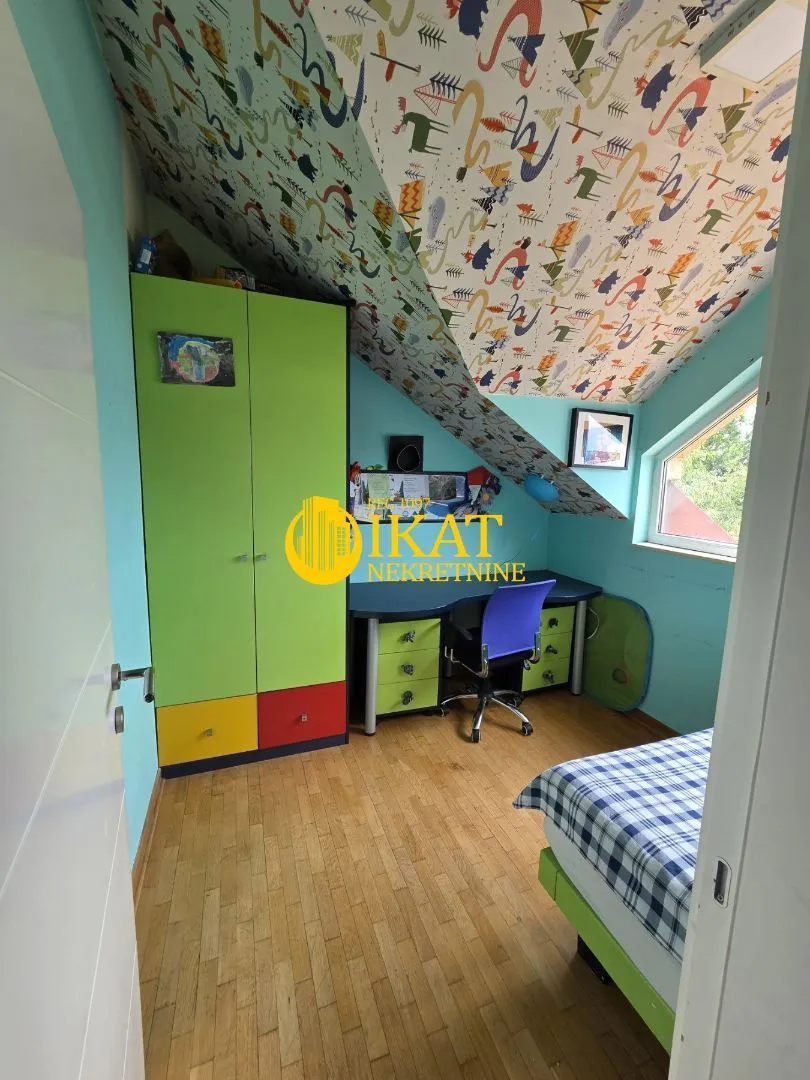 Sale, three bedroom apartment, 78m², Neimar, Vračar Sve Podlokacije