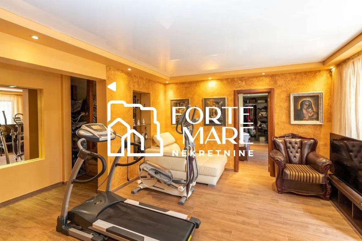Prodaja, kuća, 226m², Bijela, Herceg Novi