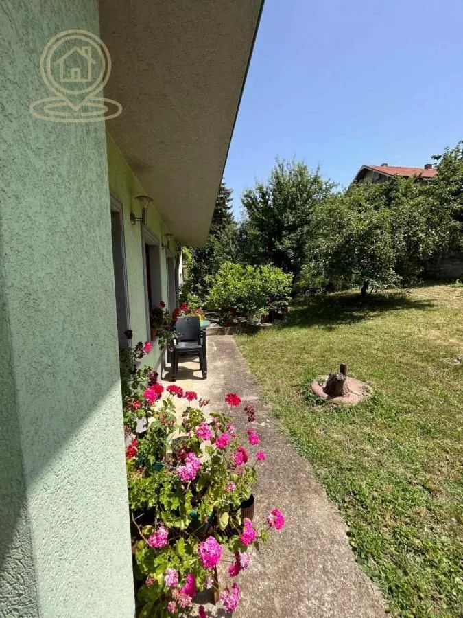 Prodaja, kuća, 312m², Palilula, Niš