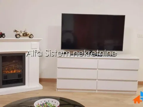 Rent, two bedroom apartment, 70m², Savski Venac, Beograd - image 3