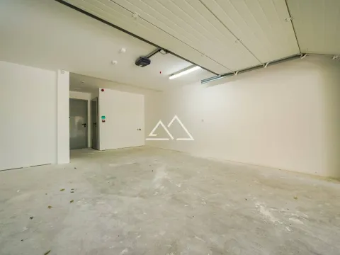 Prodaja, kuća, 236m², Tivat, Crna Gora - image 9