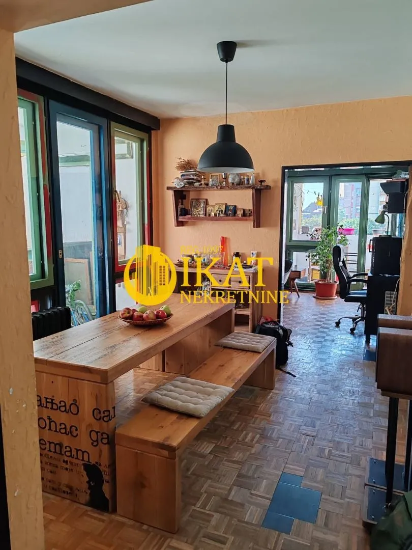 Prodaja, trosoban stan, 83m², Vidikovački venac, Rakovica