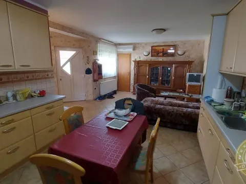 Prodaja, kuća, 340m², Veternik, Novi Sad Sve Podlokacije - image 5