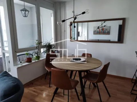 Stan in Novi Beograd Blok 72