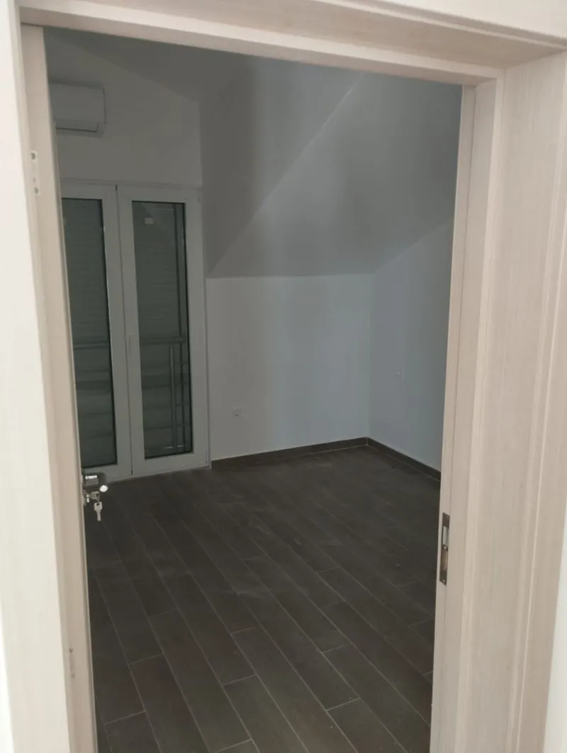 Prodaja, dvosoban stan, 74m², Centar, Herceg Novi