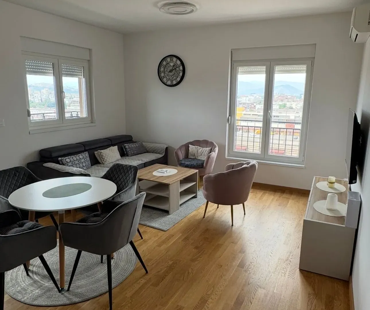 Rent, two bedroom apartment, 65m², Stari Aerodrom, Podgorica