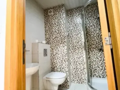 Izdavanje, jednosoban stan, 44m², City Kvart, Podgorica - image 6