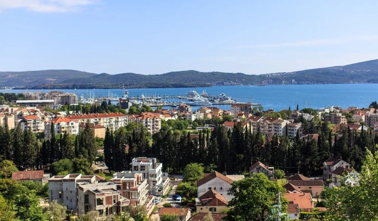 Prodaja, kuća, 240m², Donja Lastva, Tivat