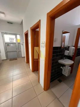 Rent, office space, 780m², Novo naselje, Novi Sad - image 11