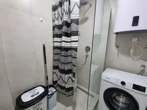 Sale, studio apartment, 24m², Bečići, Budva - image 9