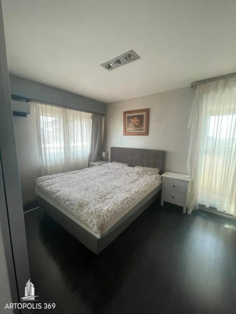 Rent, apartment, 130m², Stari Grad, Beograd