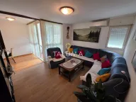 Prodaja, dvosoban stan, 77m², Blok 5, Podgorica - image 11