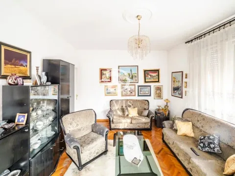 Prodaja, stan, 111m², Vračar Hram, Vračar Sve Podlokacije - image 3