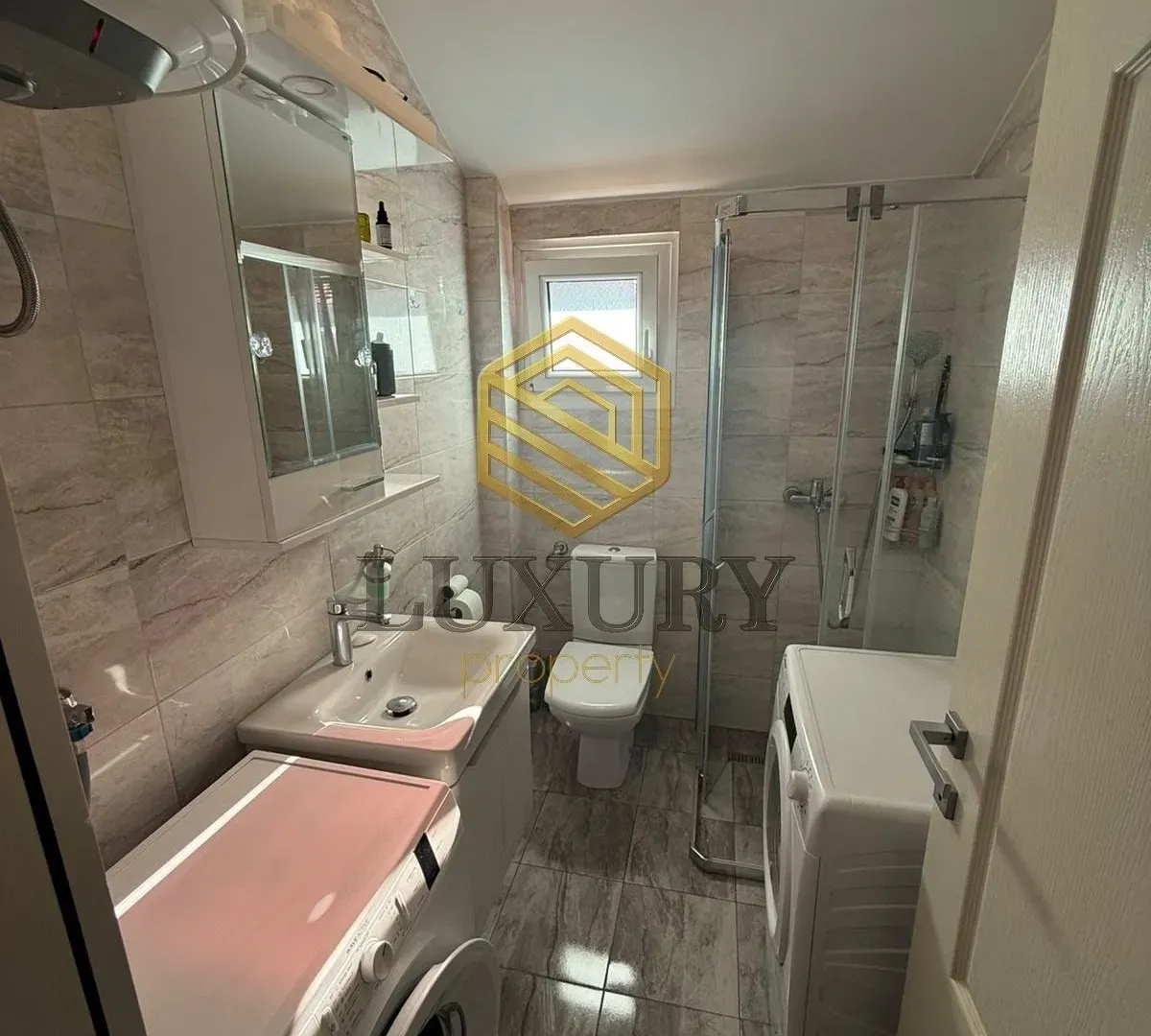 Prodaja, jednosoban stan, 44m², Momišići, Podgorica