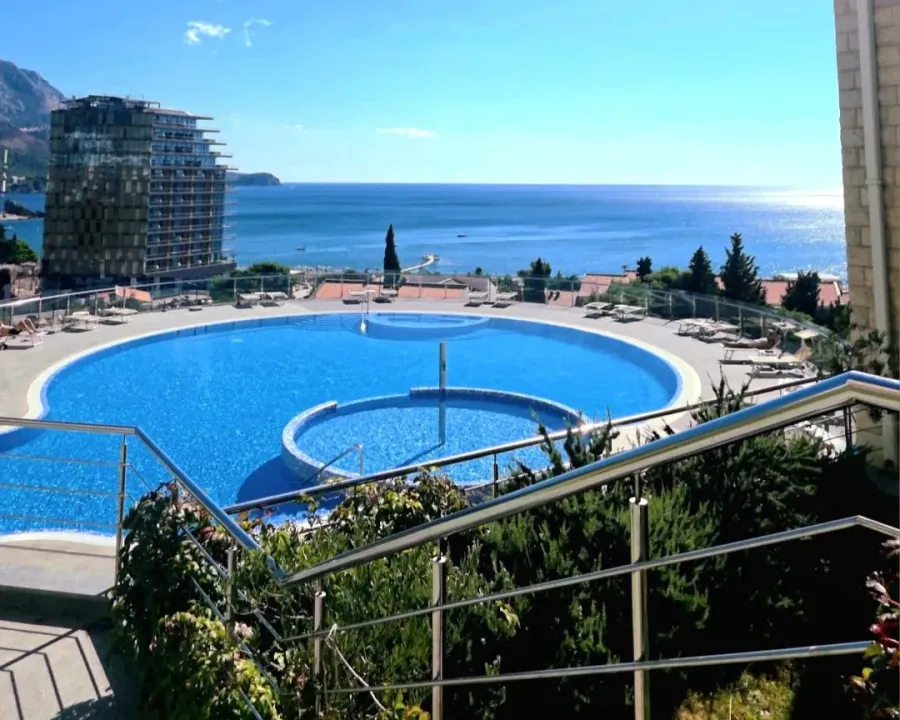 Sale, studio apartment, 48m², Bečići, Budva