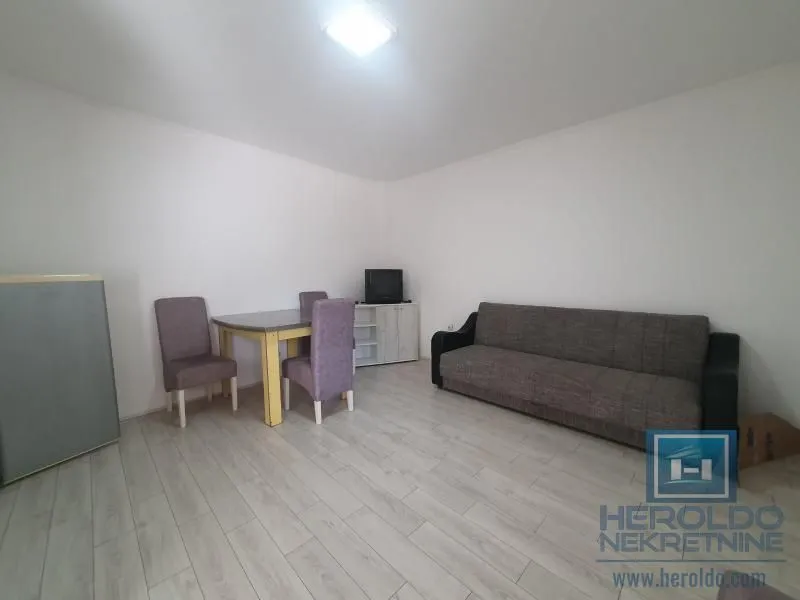 Prodaja, dvosoban stan, 65m², Levač, Jagodina