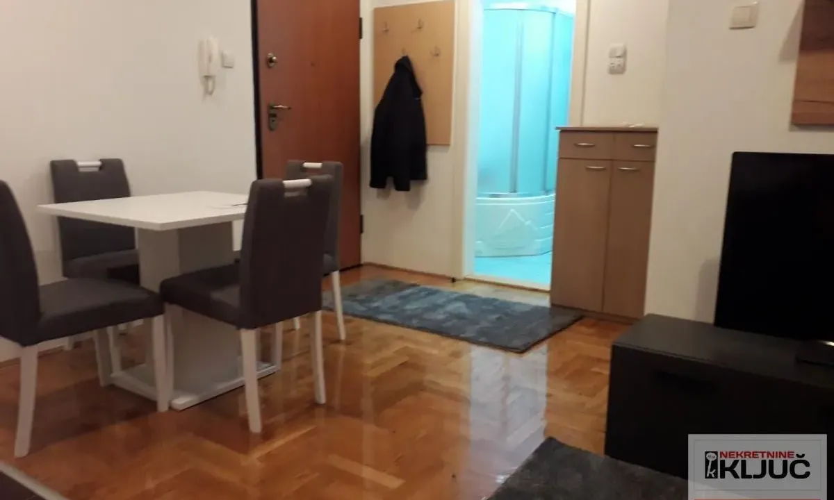 Izdavanje, jednosoban stan, 41m², Grbavica, Novi Sad Sve Podlokacije