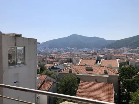 Prodaja, jednosoban stan, 52m², Podkošljun, Budva - image 9