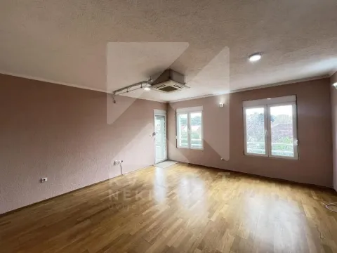 Izdavanje, dvosoban stan, 67m², Ljubović, Podgorica - image 4