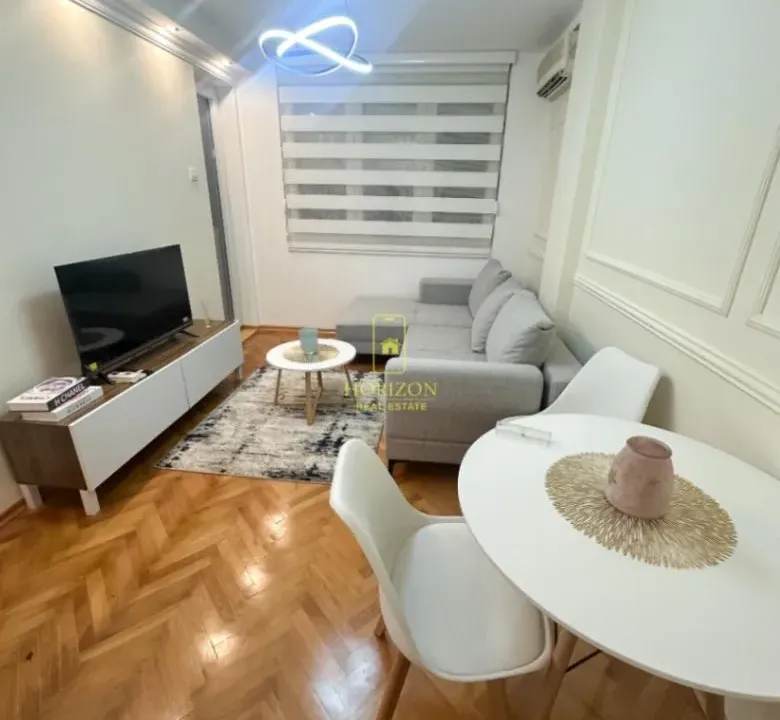 Izdavanje, jednosoban stan, 36m², Preko Morače, Podgorica